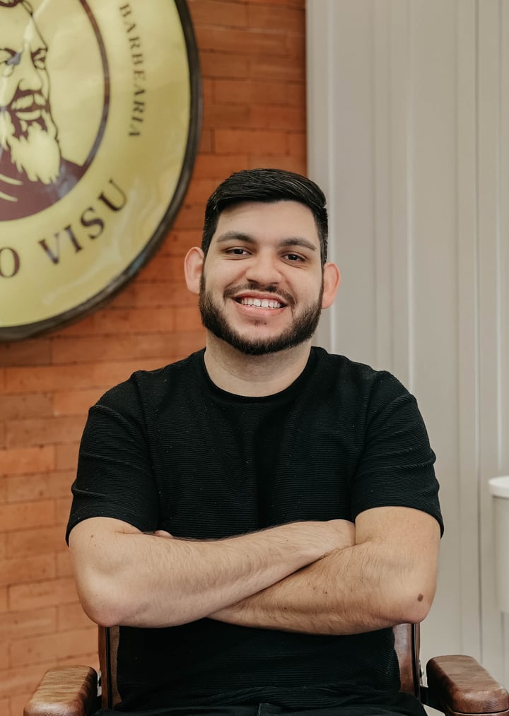 Marcos Filipus, barbeiro da unidade Centro
